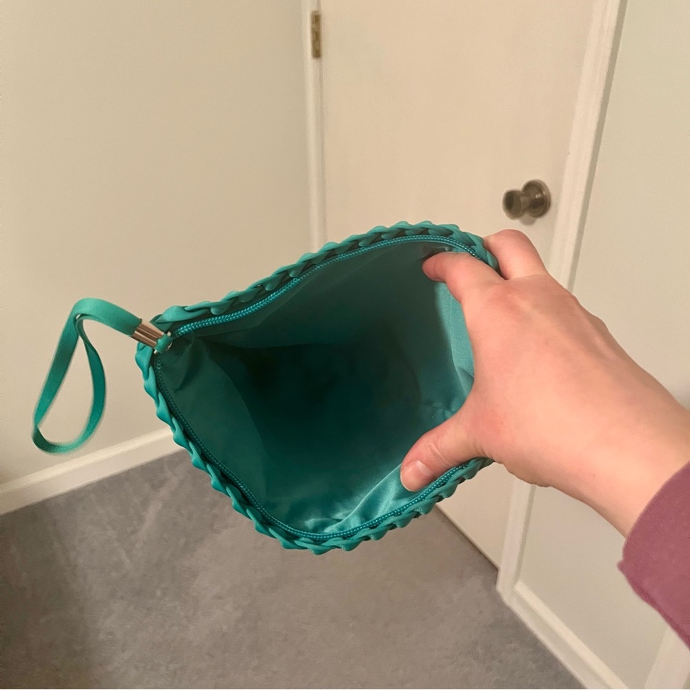 Parker & Hyde Mini Tote - Picture 6 of 6